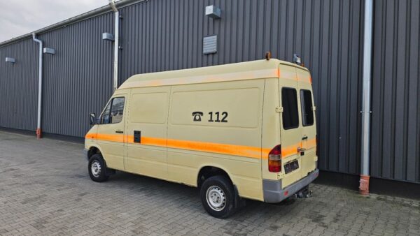 Mercedes-Benz Sprinter 312 D 4x4 Allrad – Bild 7