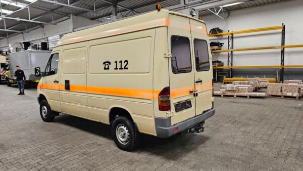 Mercedes-Benz Sprinter 312 D 4x4 Allrad – Bild 8