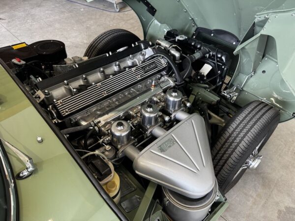 Jaguar E-Type 4.2 Litre Serie 1.5 FHC – Bild 18