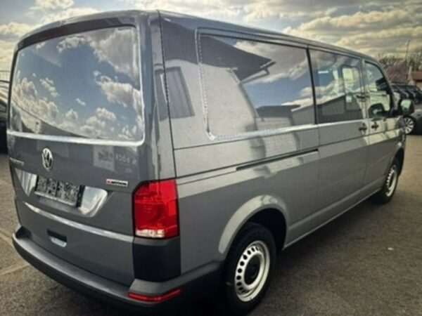 Volkswagen T6.1 lang 6-Sitzer 2.0 TDI 4Motion puregrey – Bild 4