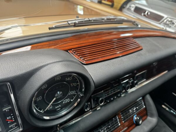 Mercedes-Benz 280 SE Cabrio W111 BRABUS-Classic Restauration – Bild 22