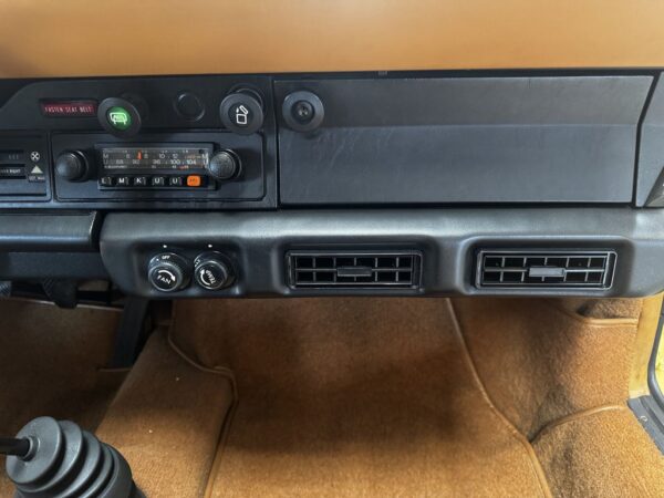 Volkswagen T6 2.0 TDI 4Motion Kasten 6-Sitzer – Bild 17