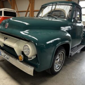 Ford F 100 V8 PickUp Custom Cab Top!