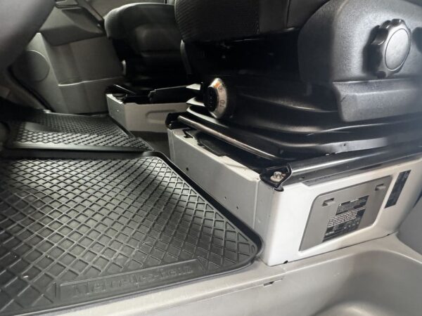Mercedes-Benz Sprinter 319 CDI 4x4 3.0 V6 Untersetzung 1a! – Bild 28