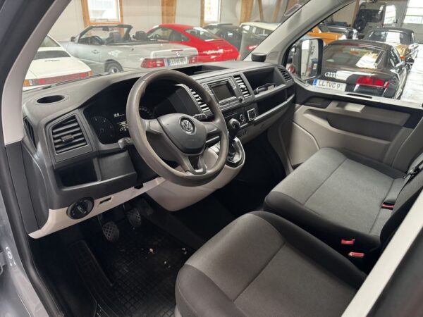 Volkswagen T6 Doka 2.0 TDI 4Motion Plane puregrey – Bild 12