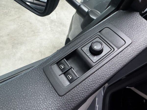 Volkswagen T6 Doka 2.0 TDI 4Motion Plane puregrey – Bild 13